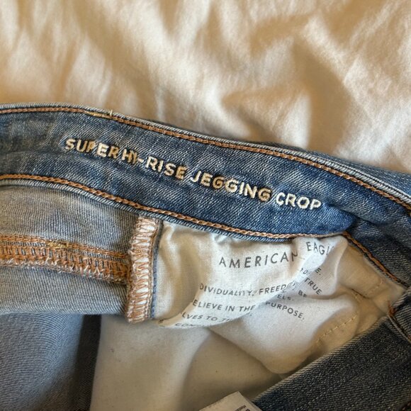 American Eagle Distressed Super High-Rise Jeggings Crop - Picture 8 of 8